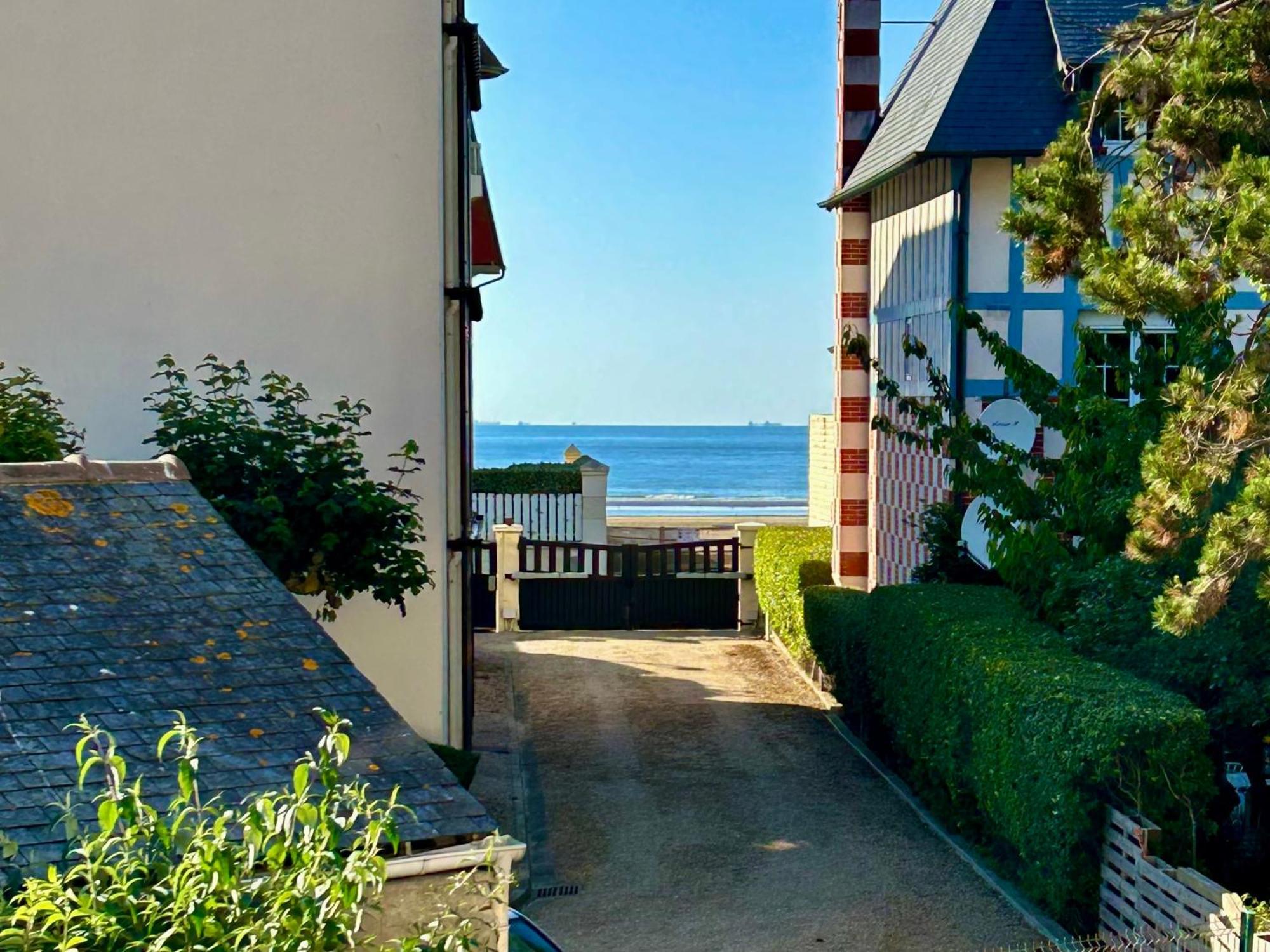 Charmant appartement T2 à 100m de la plage Villers-sur-Mer Extérieur photo